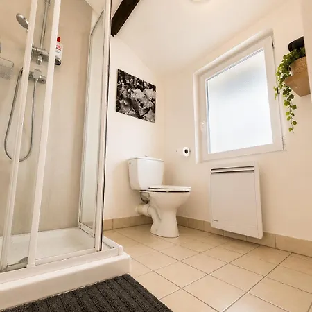 Appartement Les Ducs - Calme Et Lumineux - Centre Historique *